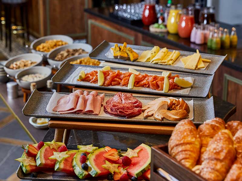 Does Hotel Indigo Have Free Breakfast: Ultimate Guide